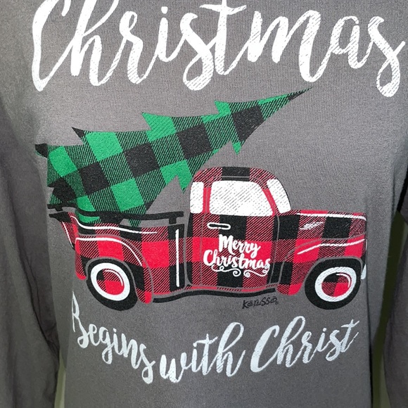 Gildan large, long sleeve, gray Christmas shirt. - Picture 3 of 6